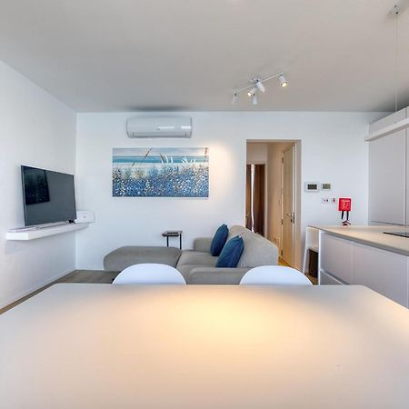 Designer 2Br Home With Stunning Views In St Pauls By 360 Estates 圣保罗湾城 外观 照片