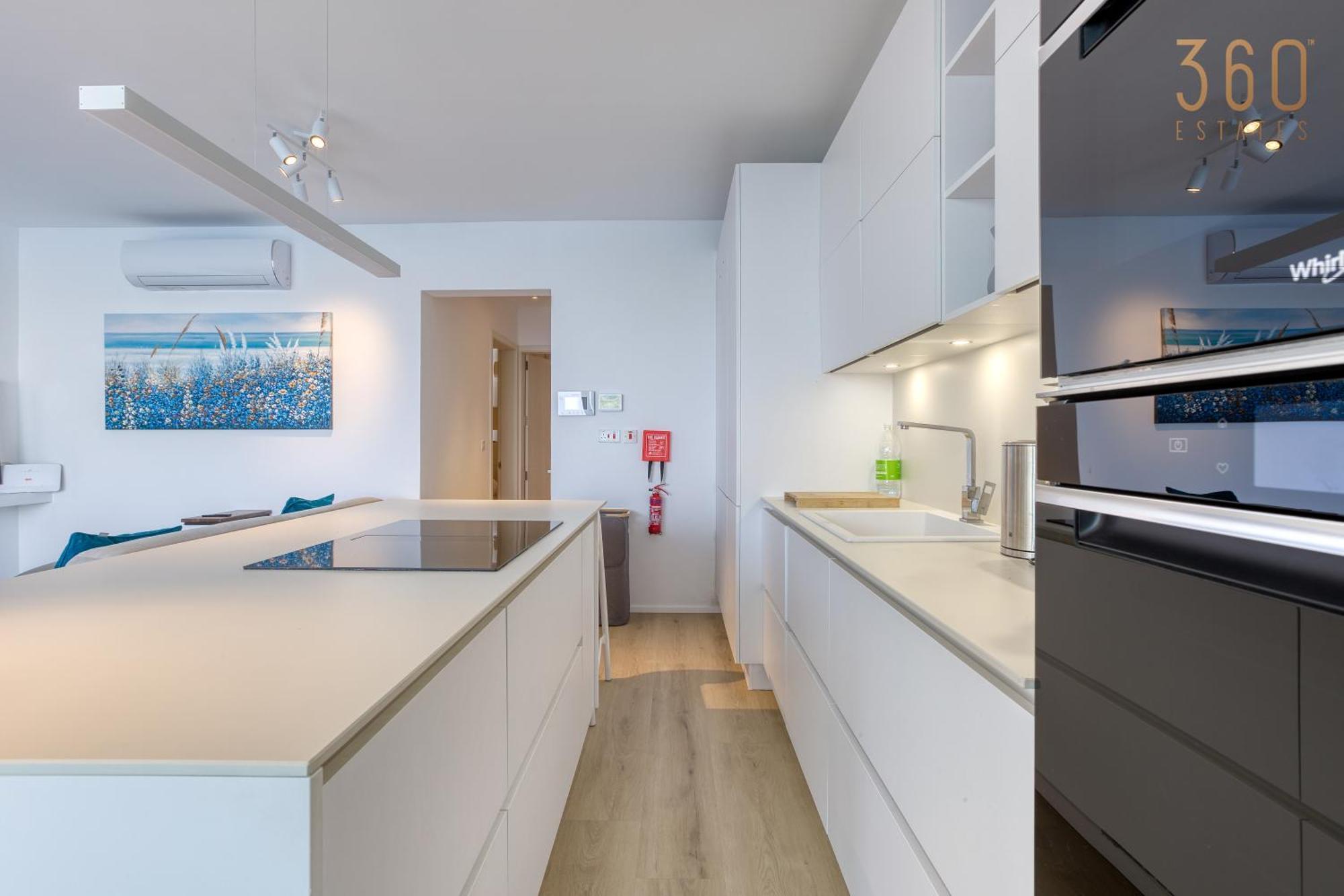 Designer 2Br Home With Stunning Views In St Pauls By 360 Estates 圣保罗湾城 外观 照片